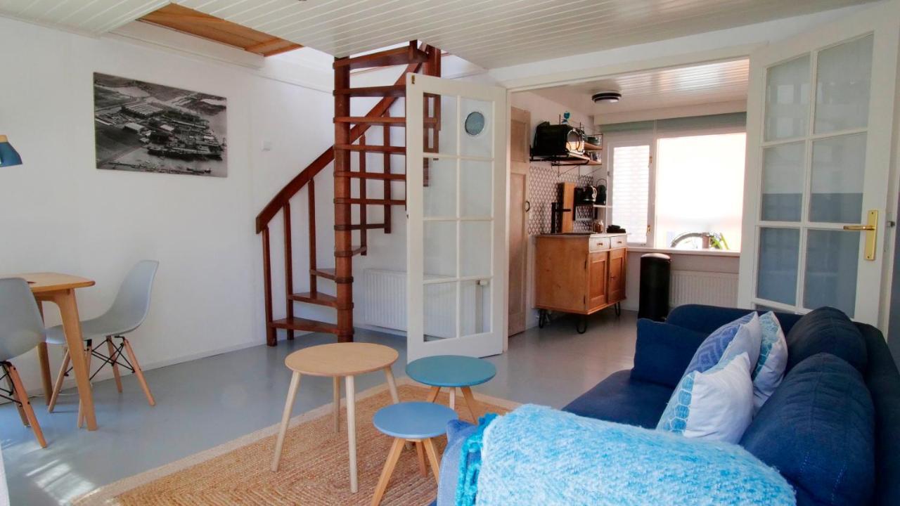 Houseboat Apartment With Water Terrace, Free Parking, Free Bikes & Fast Wifi อัมสเตอร์ดัม ภายนอก รูปภาพ