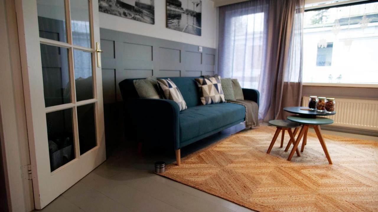 Houseboat Apartment With Water Terrace, Free Parking, Free Bikes & Fast Wifi อัมสเตอร์ดัม ภายนอก รูปภาพ